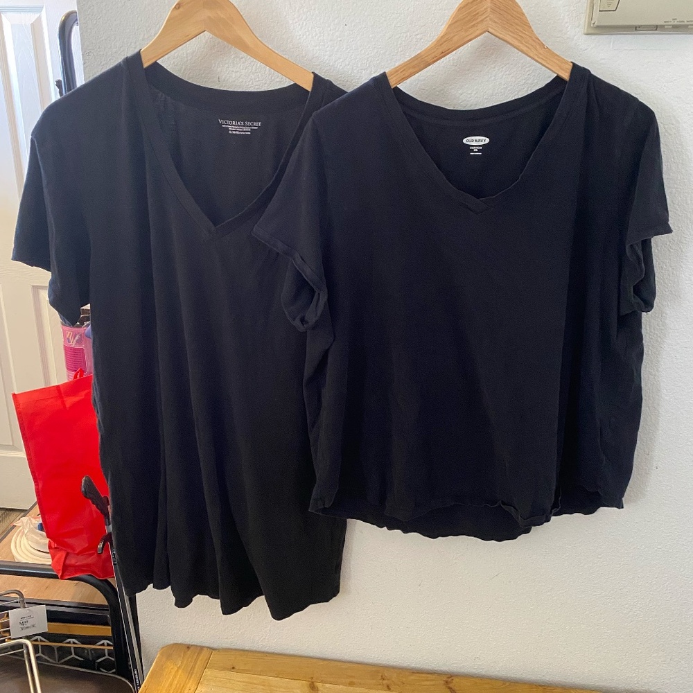 Set of black t-shirts